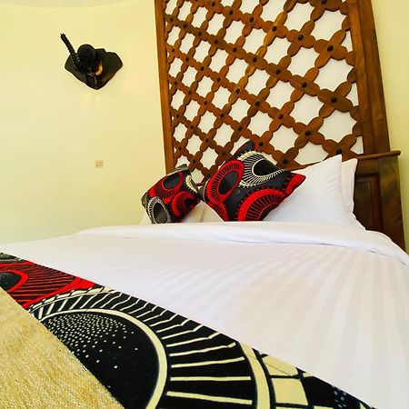 Forest Park Resort Buloba Esterno foto