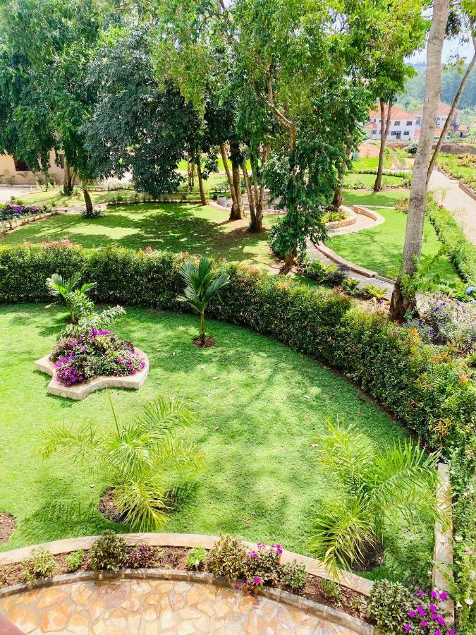 Forest Park Resort Buloba Esterno foto